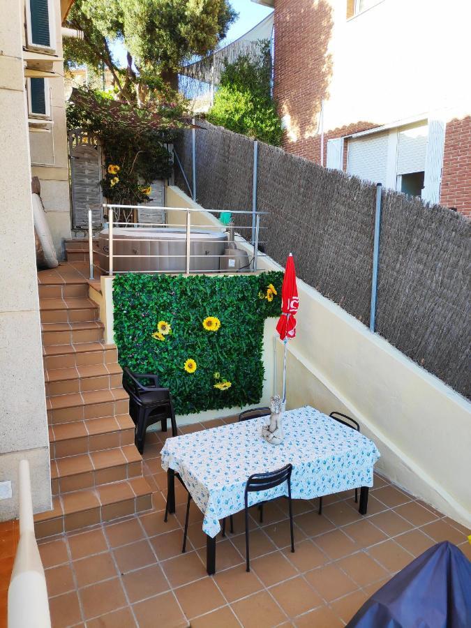 Beach House. Casa Con Piscina Privada Calafell Exterior photo